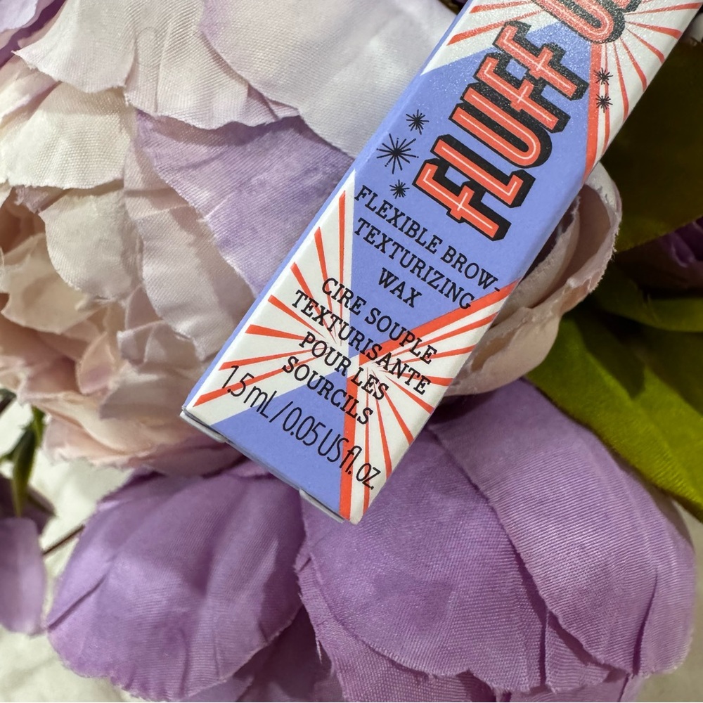 NEW Benefit Cosmetics Fluff Up Brow Wax - Picture 5 of 10